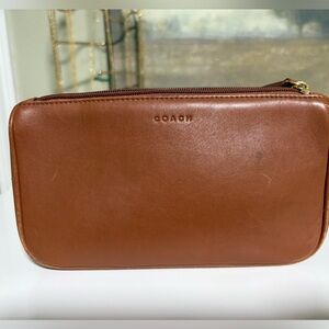 Vintage Coach Brown Leather Women’s Accessory Bag